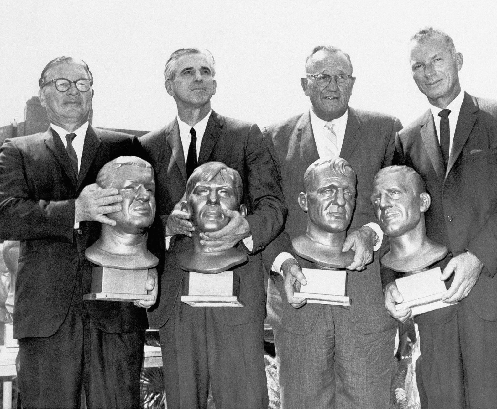 1963: National Professional Football Hall of Fame